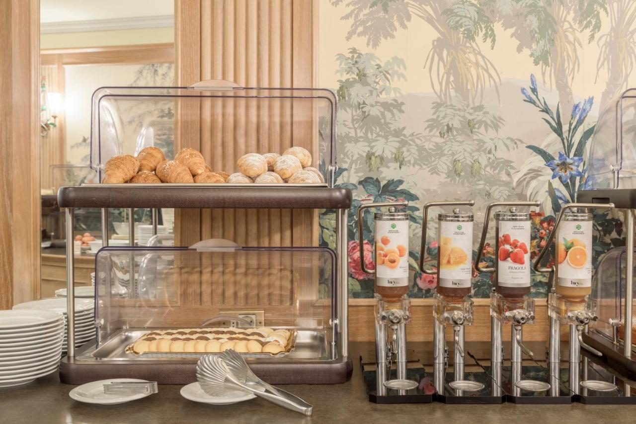 Doria Grand Hotel Milan Exterior photo