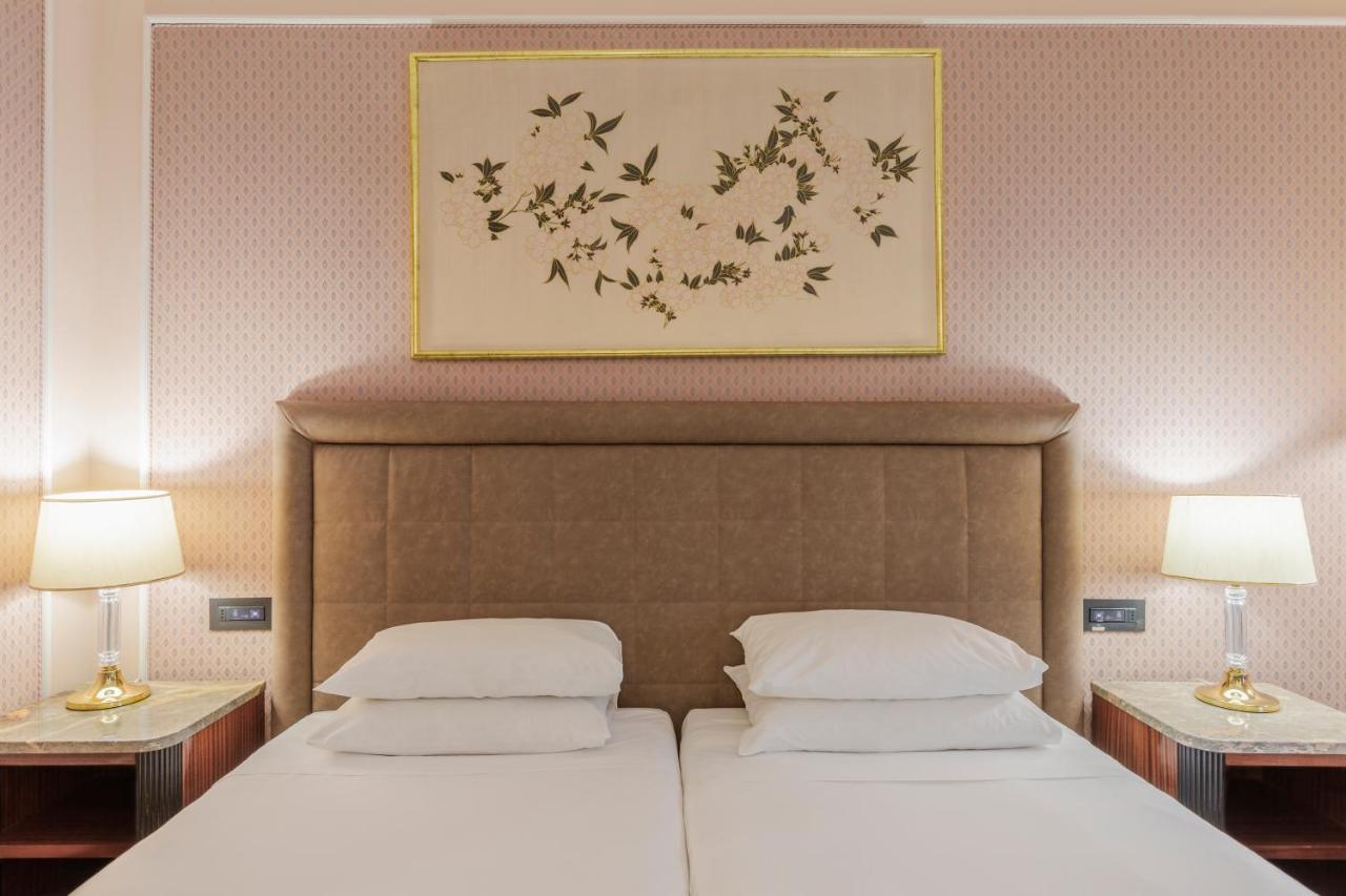 Doria Grand Hotel Milan Exterior photo