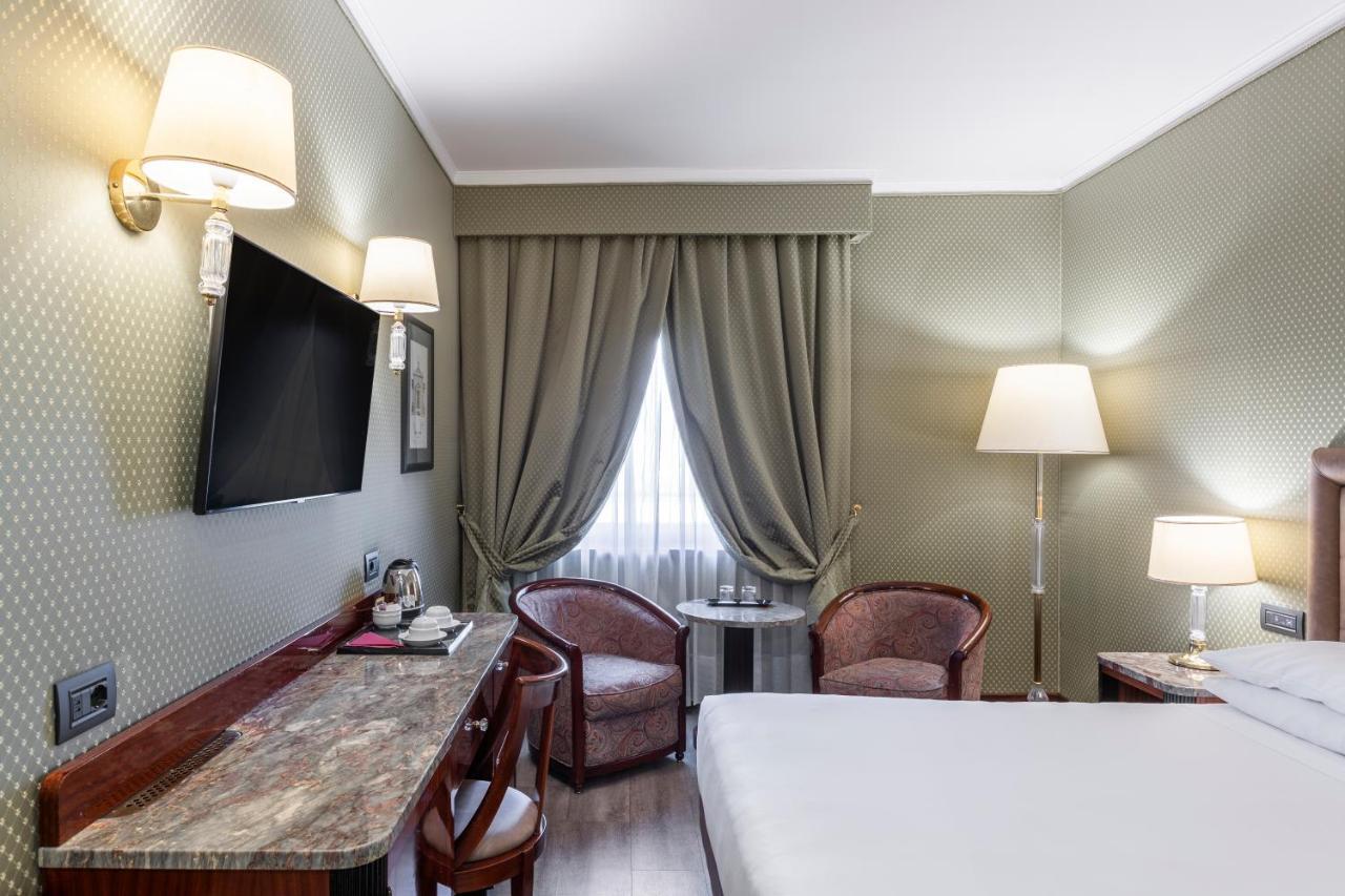 Doria Grand Hotel Milan Exterior photo